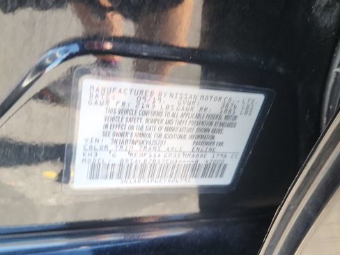 Used 2019 Nissan Sentra S FWD image 17