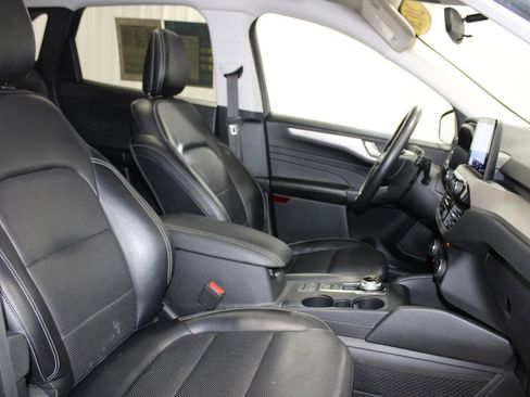 Used 2021 Ford Escape SEL image 32