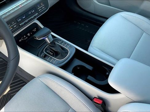 New 2026 Hyundai Kona SEL Sport FWD image 8