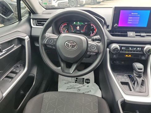 Used 2023 Toyota RAV4 XLE FWD image 21