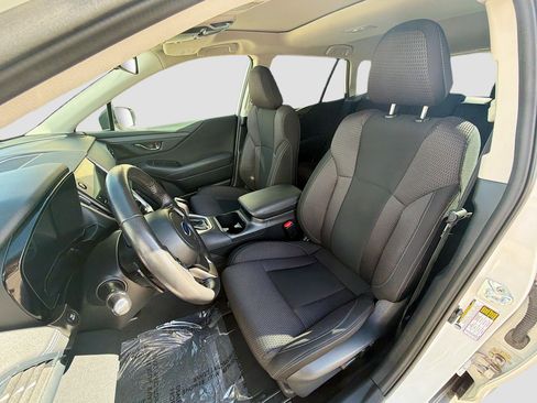 Used 2025 Subaru Outback Premium image 13