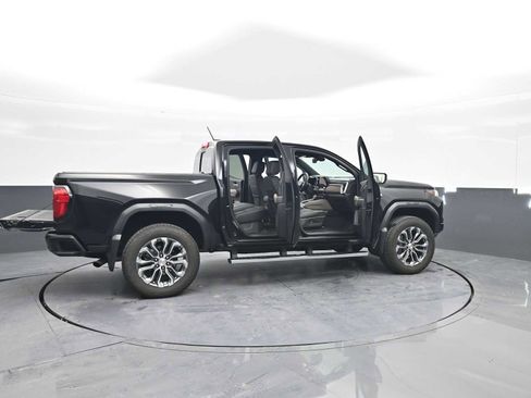 Used 2023 GMC Canyon Denali image 49