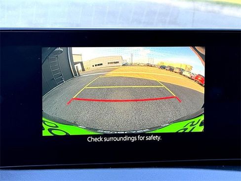 Used 2025 MAZDA MAZDA3 s image 25