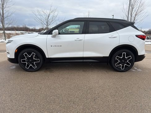 Certified 2023 Chevrolet Blazer RS w/ Driver Confidence II Package AWD/4WD image 2