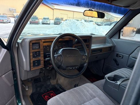 Used 1995 Dodge Dakota 2WD Club Cab image 12