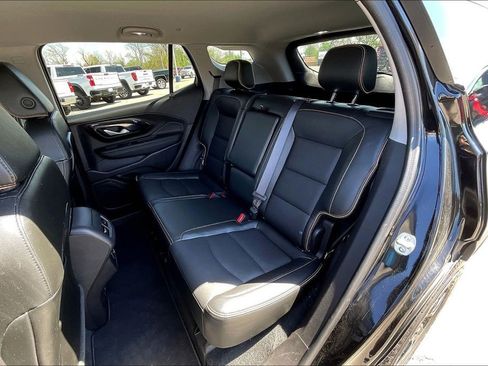 Used 2024 GMC Terrain AT4 w/ Tech Package AWD/4WD image 27