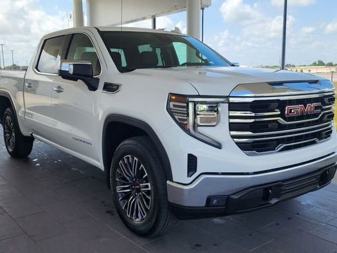 Used 2025 GMC Sierra 1500 SLT AWD/4WD image 6