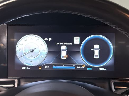 Used 2023 Hyundai Elantra SEL w/ Convenience Package FWD image 14