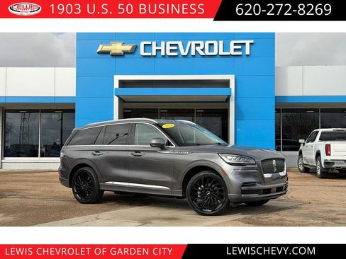 Used 2022 Lincoln Aviator Reserve w/ Equipment Group 201A image 1