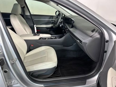 Used 2024 Hyundai Sonata SEL w/ Convenience Package image 28