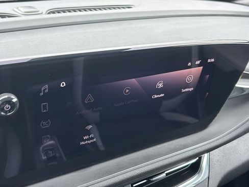 Used 2025 Buick Envista Preferred FWD image 18