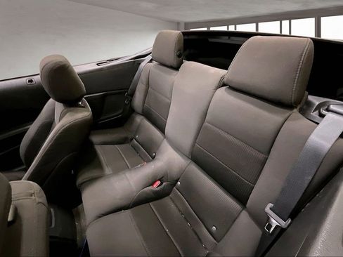 Used 2013 Ford Mustang GT image 21