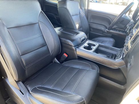 Used 2017 GMC Sierra 3500 Denali w/ Duramax Plus Package image 11