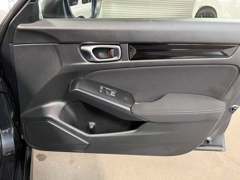 Used 2023 Honda Civic EX image 11