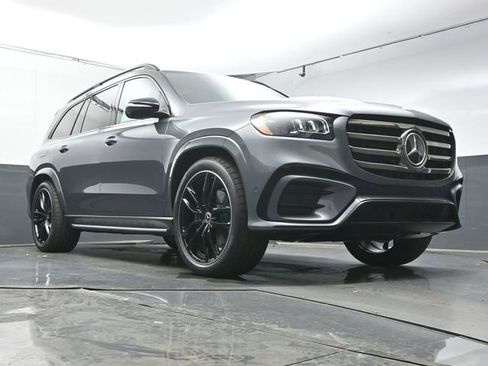 New 2026 Mercedes-Benz GLS 450 4MATIC image 35