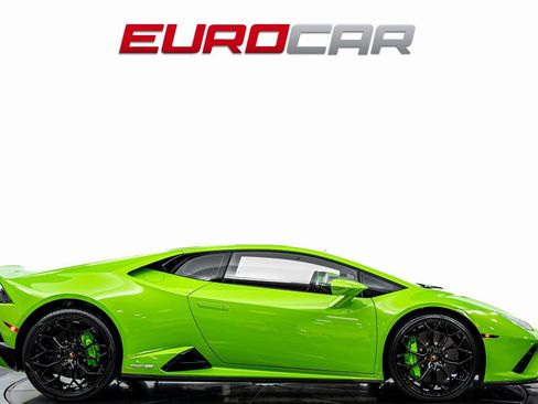 Used 2023 Lamborghini Huracan EVO image 6