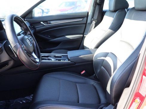 Used 2022 Honda Accord Sport image 13