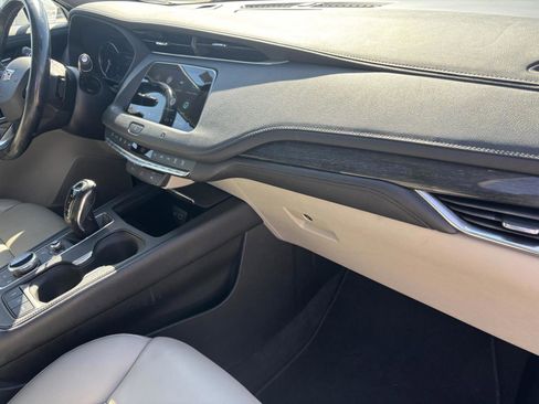 Used 2019 Cadillac XT4 Premium Luxury w/ Driver Awareness Package FWD image 15