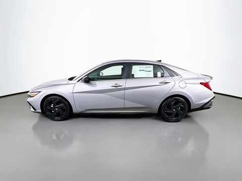 Used 2026 Hyundai Elantra SEL Sport Premium FWD image 5