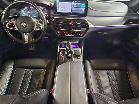 Used 2023 BMW M550i xDrive w/ Executive Package AWD/4WD image 18