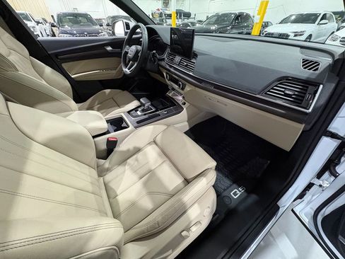 Used 2025 Audi Q5 2.0T Premium Plus w/ Premium Plus Package image 53