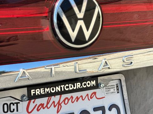Used 2026 Volkswagen Atlas Cross Sport SE FWD image 25