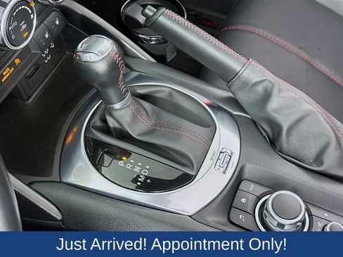Used 2019 MAZDA MX-5 Miata Grand Touring RWD image 20