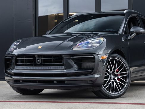 Certified 2024 Porsche Macan S AWD/4WD image 7