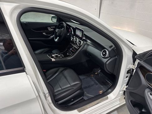Used 2018 Mercedes-Benz C 300 4MATIC Sedan image 57