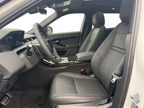 New 2026 Land Rover Range Rover Evoque Dynamic SE image 9