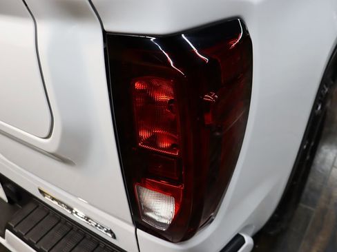 Used 2024 GMC Sierra 1500 Elevation image 25