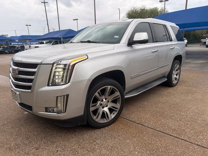 Used 2015 Cadillac Escalade Luxury