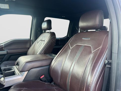 Used 2017 Ford F250 Platinum w/ Platinum Ultimate Package AWD/4WD image 11