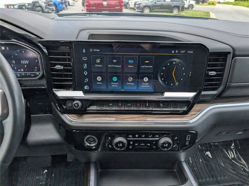 Used 2023 Chevrolet Silverado 1500 RST w/ Z71 Off-Road Package AWD/4WD image 18