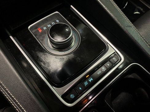 Used 2020 Jaguar F-PACE Checkered Flag image 45