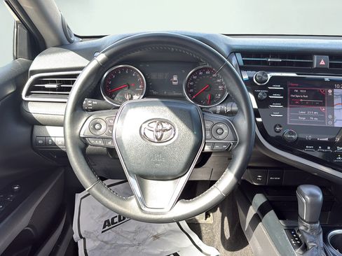 Used 2018 Toyota Camry XSE w/ Driver Assist Package FWD image 19