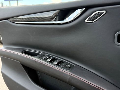 Used 2017 Maserati Quattroporte S GranSport RWD image 20