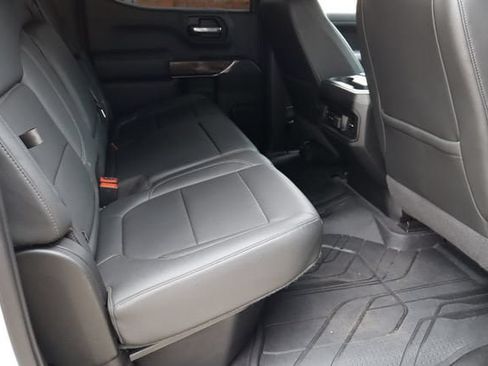 Used 2019 Chevrolet Silverado 1500 LT Trail Boss AWD/4WD image 17