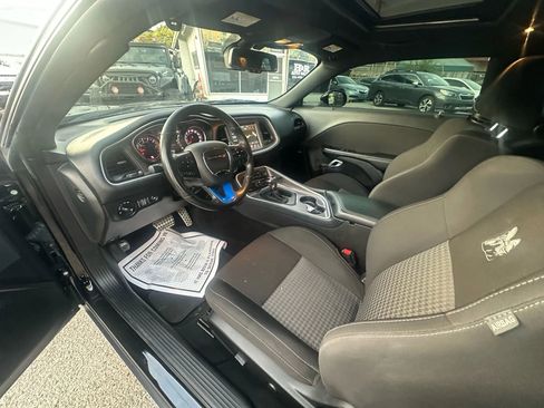 Used 2022 Dodge Challenger R/T Scat Pack image 9