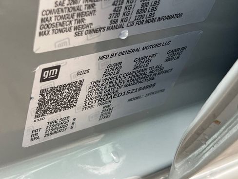 Used 2025 GMC Sierra 1500 Pro w/ Graphite Edition image 40