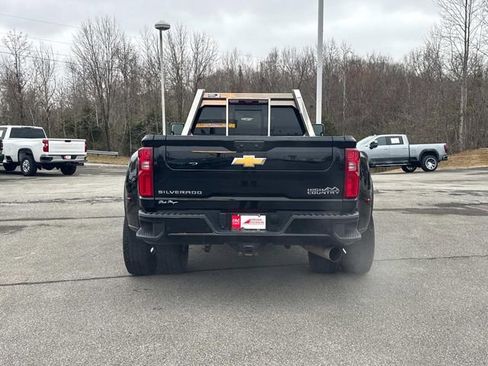 Used 2025 Chevrolet Silverado 3500 High Country w/ Technology Package image 5