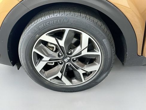 Used 2020 Kia Sportage EX w/ EX Technology Package FWD image 32
