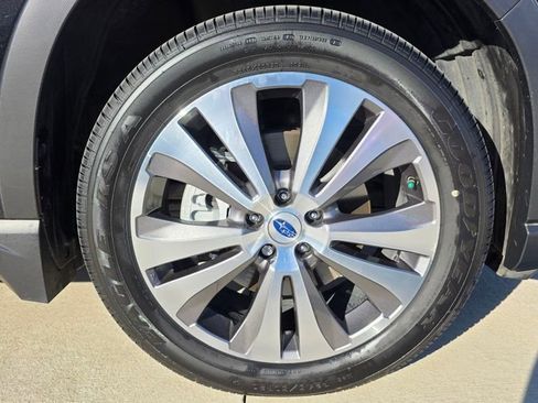 Used 2020 Subaru Ascent Limited w/ Popular Package #2A image 12