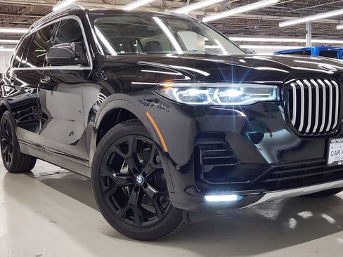 Used 2020 BMW X7 xDrive40i w/ Parking Assistance Package AWD/4WD image 38
