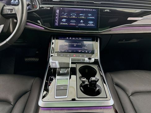 Used 2023 Audi Q7 3.0T Premium Plus image 11