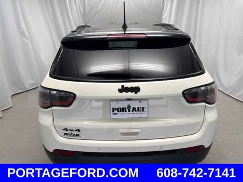 Used 2019 Jeep Compass High Altitude AWD/4WD image 3
