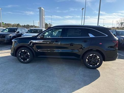 New 2026 Kia Sorento S FWD image 5