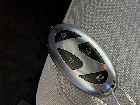 Used 2025 Hyundai Kona SEL image 27