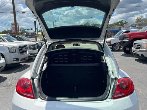 Used 2014 Volkswagen Beetle 2.5 FWD image 15