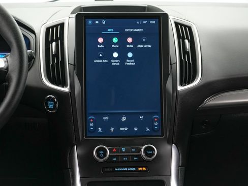 Certified 2024 Ford Edge Titanium AWD/4WD image 15